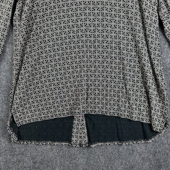 J Jill Top Womens Large Wearever Collection Back Button Up Long Sleeve Floral - Picture 2 of 9